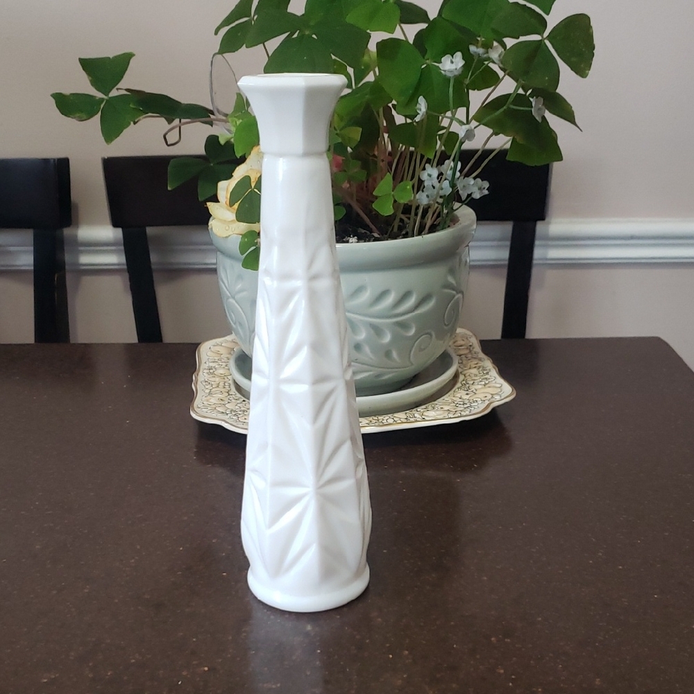 Vintage Hoosier Pressed Milk Glass Vase Starburst Pattern.  9".